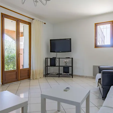 Holiday home Rose By Interhome Caromb